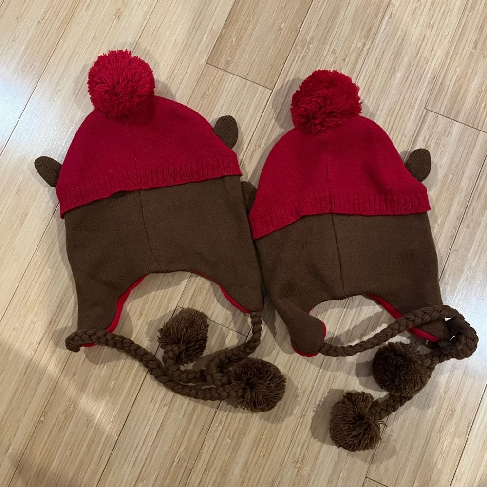 Set of 2. Red and Brown Buc-ee’s Knit Hat - Picture 2 of 3